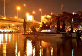 Người mẹ trẻ bỏ lại con 1 tuổi nhảy kênh tự vẫn