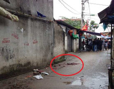 Con trai cầm dao truy sát bố đẻ và mẹ kế trong đêm