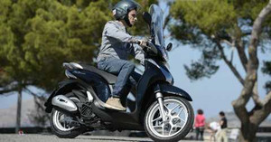 Gần tết, nhiều mẫu xe máy Honda liên tục bị 'thổi giá'