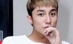 Góc khuất sau vỏ bọc lãng tử của Sơn Tùng M-TP