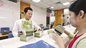 Cơn ác mộng 'chỉ tiêu 3 tỷ' của nhân viên nhà băng