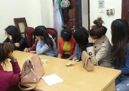 Hàng chục thanh niên 'phê' ma tuý trong căn biệt thự trên núi