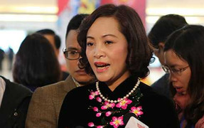 Khâm phục các Ủy viên Bộ Chính trị không tái cử