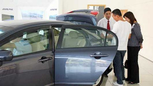 Nhịn ăn tiêu 11 năm mới đủ tiền sắm ô tô