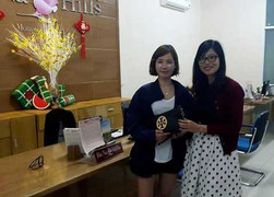 Nhân viên Bà Nà Hills trả lại hơn 40 triệu đồng cho khách nước ngoài