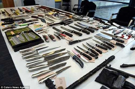 Sốc với bộ sưu tập vũ khí siêu khủng của 'sát thủ' 19 tuổi