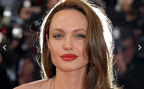 Tìm ra nguyên nhân phụ nữ đẹp gây nguy hiểm cho đàn ông