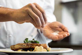 Dùng muối cách này rất tốt cho sức khỏe