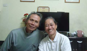 Thói quen khiến vợ chồng tỷ phú bị nhầm là... ăn mày