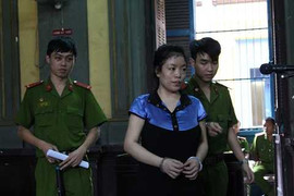 Chồng đòi li dị, vợ sát hại con đẻ rồi treo cổ tự tử