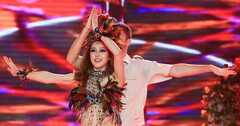 Jennifer Phạm khoe thân táo bạo 'đốt cháy' sân khấu VIP Dance