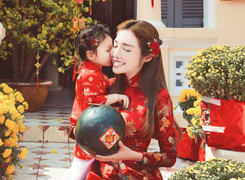 Elly Trần khoe con gái Cadie Mộc Trà trong bộ ảnh xuân