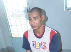 Nướng sạch tiền vào chiếu bạc, cướp tiền của trẻ bán vé số