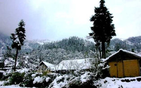 Không khí lạnh tăng cường, vùng núi có thể xuất hiện băng giá