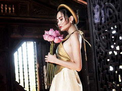 Hoa hậu Đông Nam Á Diệu Linh khoe lưng trần nõn nà