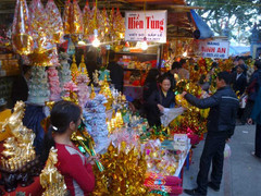 Những dịch vụ tranh thủ 'chặt chém' những ngày đầu năm