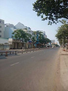 Sài Gòn trống vắng lạ thường ngày đầu năm