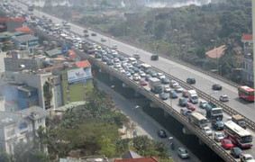 Hà Nội, TP Hồ Chí Minh kẹt cứng sau kỳ nghỉ Tết