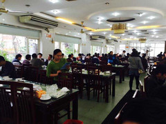 Nhà hàng, quán nhậu ken cứng ngày đi làm sau Tết