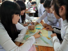 Thực hư thông tin 2 bộ sách giáo khoa miền Bắc, miền Nam