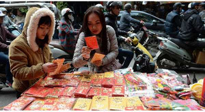 Chi phí ăn Tết của người Việt: Báo Tây 'phát hoảng'