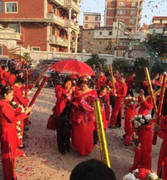 Lấy chồng nhận 300 tỷ đồng kèm phi cơ