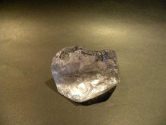 Tận mục mỏ kim cương chứa nhiều đá quý 'khủng'