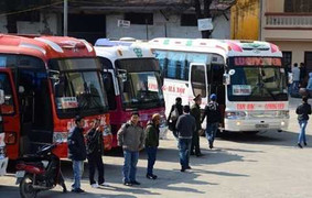 Thủ tục giảm giá cước vận tải cũng 'lề mề' và tốn kém