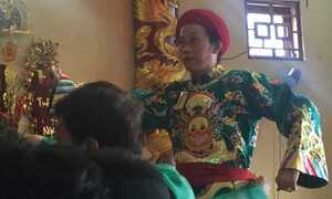 Hoài Linh xác nhận đền thờ Tổ từng phải ngừng thi công