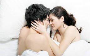 5 lợi ích tuyệt vời khi 'yêu'