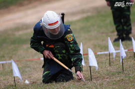 Việt Nam sắp tham gia diễn tập chống khủng bố, rà phá bom mìn quốc tế