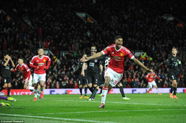 Tiền đạo 18 tuổi cứu rỗi Van Gaal là ai?