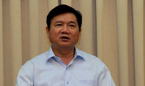 Ông Đinh La Thăng 'sắm' hai vai chỉ đạo xử lý việc 'chiếm' vỉa hè của dân