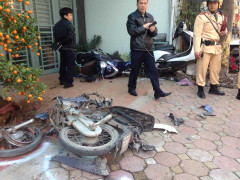 Hà Nội: Xe điên đâm hàng loạt xe máy, 3 người chết thảm