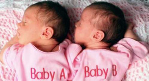 Xét nghiệm ADN phát hiện một trong hai bé sinh đôi không phải con mình