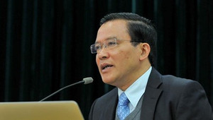 Cảnh giác với người ứng cử ĐBQH 'tự dưng về địa phương làm từ thiện'