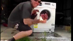 Những video hot nhất trên Facebook ngày 7/3