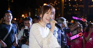 Hari Won cười thả ga sau lùm xùm tình cảm với Trấn Thành