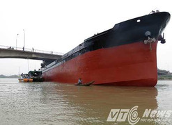 Vụ tàu trên 3.000 tấn đâm va gãy dầm cầu sẽ được xử lý thế nào?