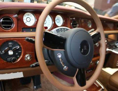 Đẳng cấp của đại gia Hà thành khi sở hữu 'khách sạn di động' Rolls-Royce Phantom II 30 tỷ