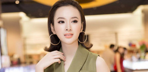 Angela Phương Trinh diện váy ngắn gây náo loạn trung tâm thương mại