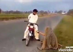 Clip: Cho tiền ăn mày và cái kết ‘đắng'