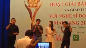 Clip Trường Giang–Nhã Phương nhảy tưng bừng giữa bão scandal tình tay ba