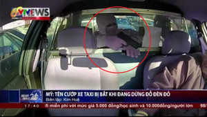 Clip: Cướp taxi khi dừng đèn đỏ và cái kết đen đủi
