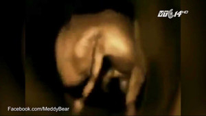 Video ghi lại cảnh em bé 'nhảy múa' trong bụng mẹ