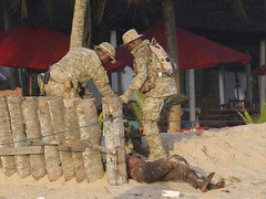 Al-Qeada nhận trách nhiệm vụ tấn công đẫm máu ở Bờ Biển Ngà