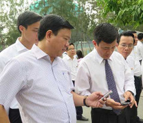 Hiệu trưởng trường Đại học 'kêu cứu', Bí thư Thăng gọi điện khẩn cho Bộ trưởng Y tế