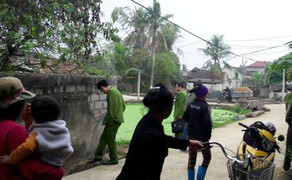 Cuồng ghen, cứa cổ vợ cũ giữa đường