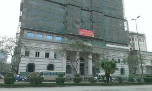 Tính đúng thuế, giá xăng Việt Nam chỉ bằng nước lọc