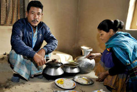 Quái gở hủ tục mẹ và con gái cưới chung một chồng